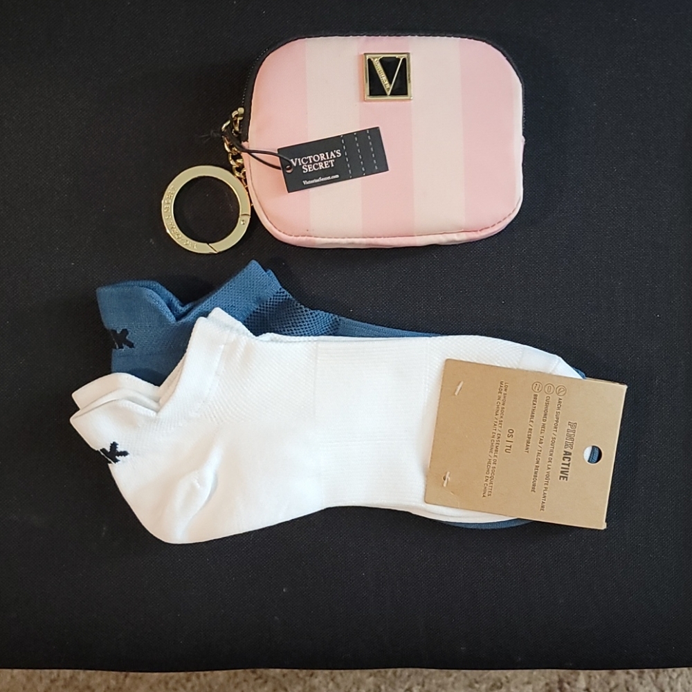 Victoria secret pink socks & key chain pouch NWT